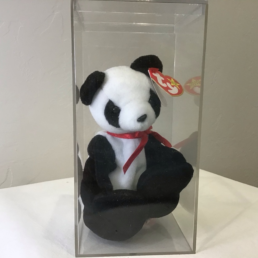 Fortune the Panda Beanie Baby – 1997 RETIRED – NWT –w/ Display Case - Picture 2 of 7